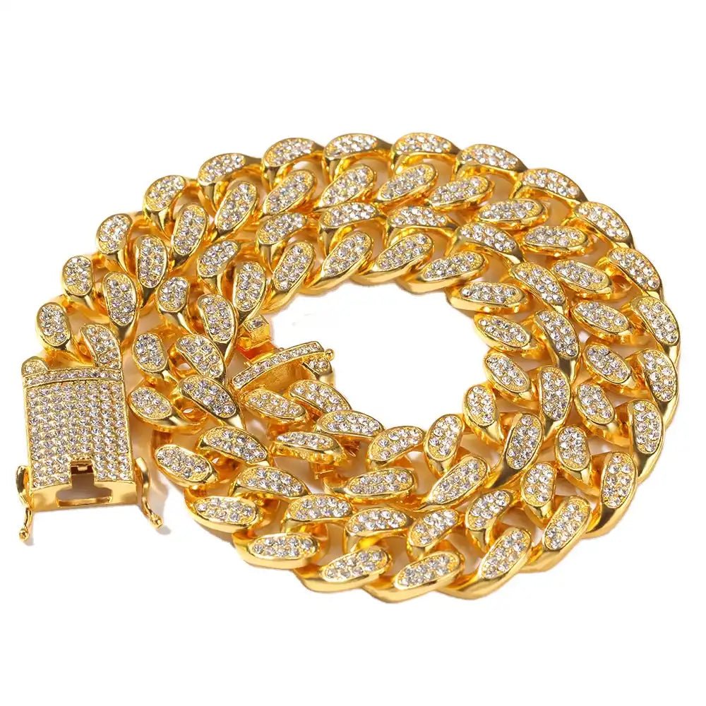 Iced Cuban Chain in Gold - 20MM - Vercetti